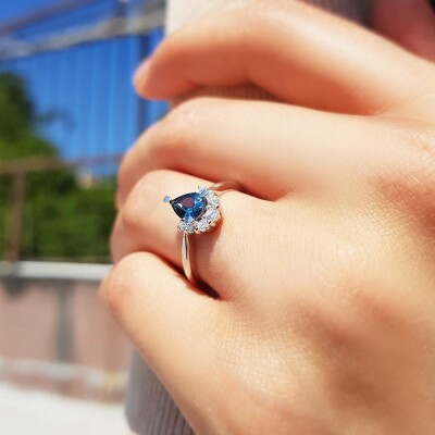 0.95 Karat Pırlanta Blue Safir Yüzük - IDL Sertifikalı - 3